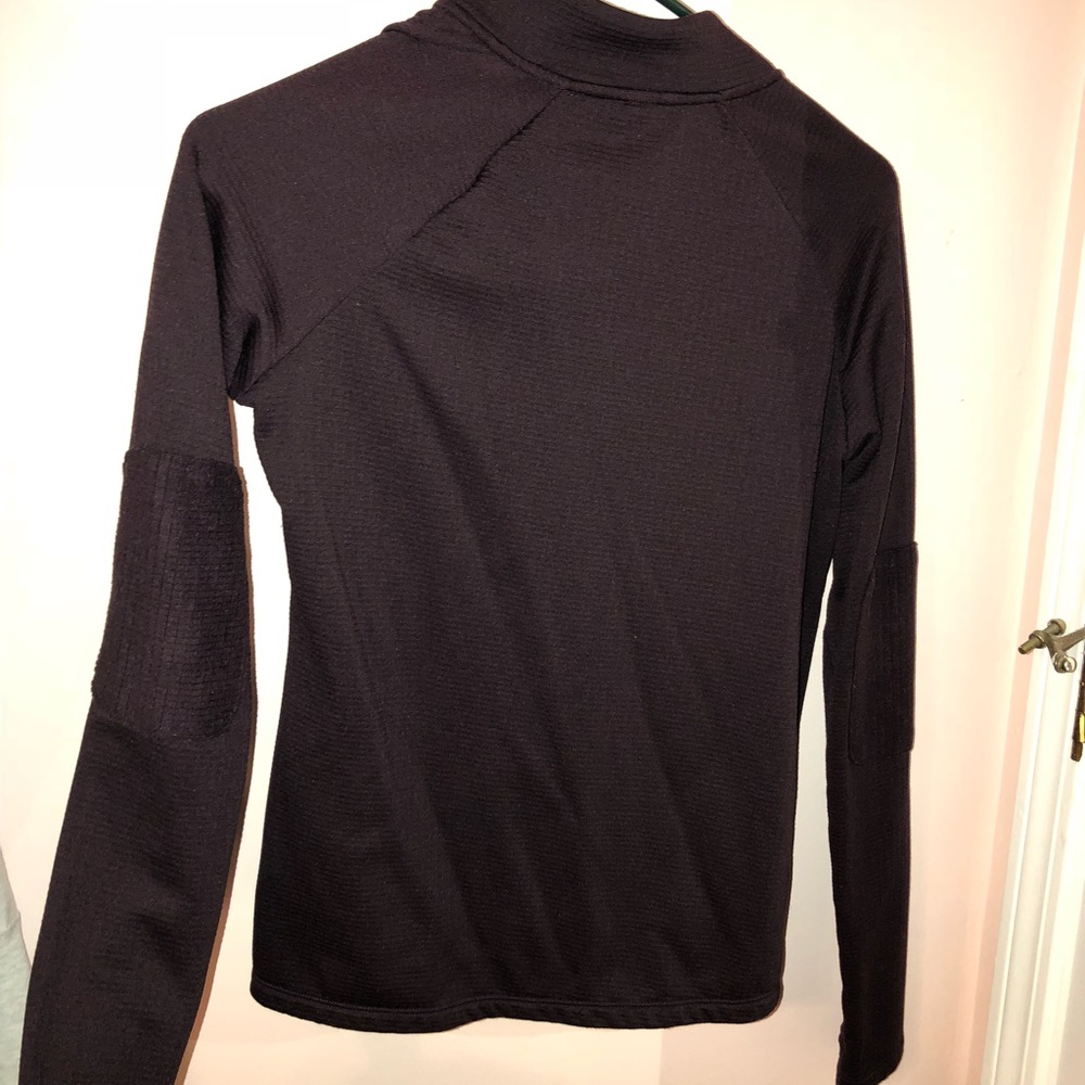 Workout Top - Picture 3 of 3
